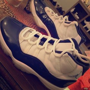 Jordan Concord 11’s 2018 Edition (Size 12)